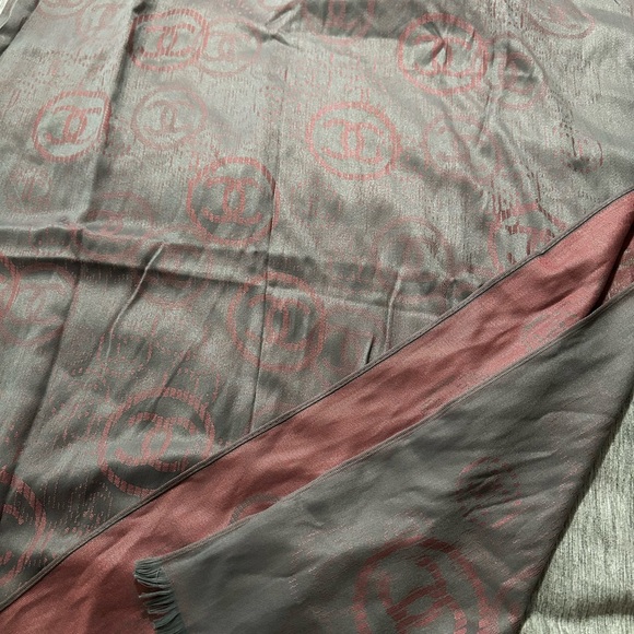 Pink/gray scarf - Picture 5 of 5